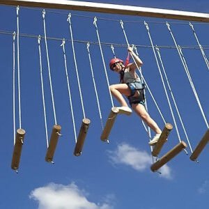 Parque de cuerdas. Ojapark. Santo Domingo de la Calzada